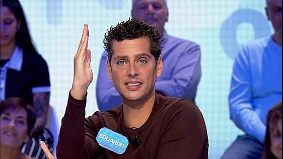 El zasca de Eduardo Casanova a Telecinco en plena batalla televisiva entre 'Pasapalabra' y 'Rueda la letra'