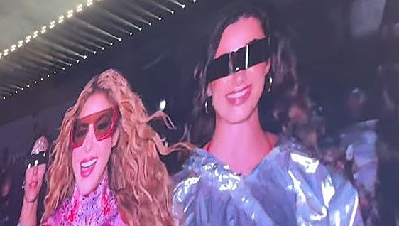 Las famosas que han acompañado a Shakira en su segundo concierto: Lola Lolita, Paula Echevarría y su hija Daniella Bustamante...