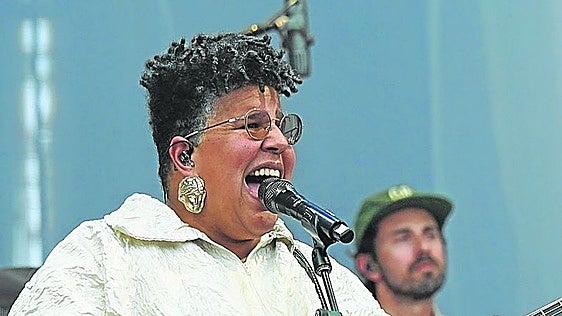 Alabama Shakes mecen la tarde con su música nocturna