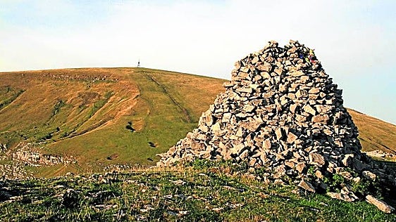 La pirámide del monte Aldamín, la cima olvidada
