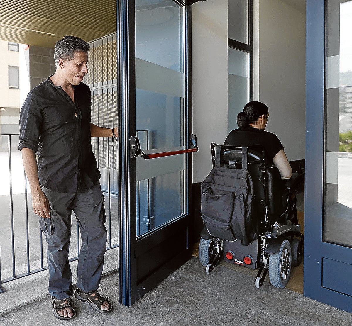 «Llevo ocho meses sin salir de casa sola»