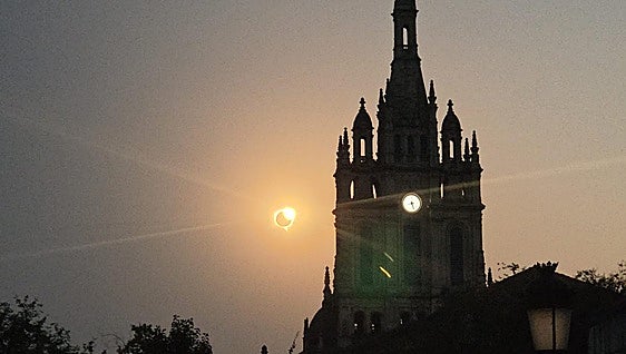 Sigue en directo el eclipse total de Sol en Bizkaia