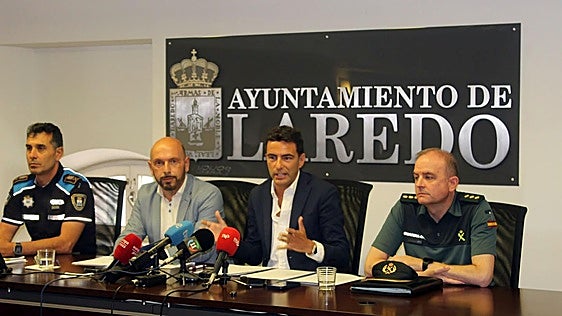 El alcalde de Laredo habla de «linchamiento» por las agresiones «aisladas» a veraneantes