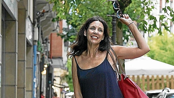 «Nunca desperté junto a un desconocido, debería haberme divertido mucho más»