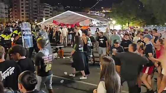 Una pelea entre dos mujeres originó los graves disturbios de la última noche de Aste Nagusia