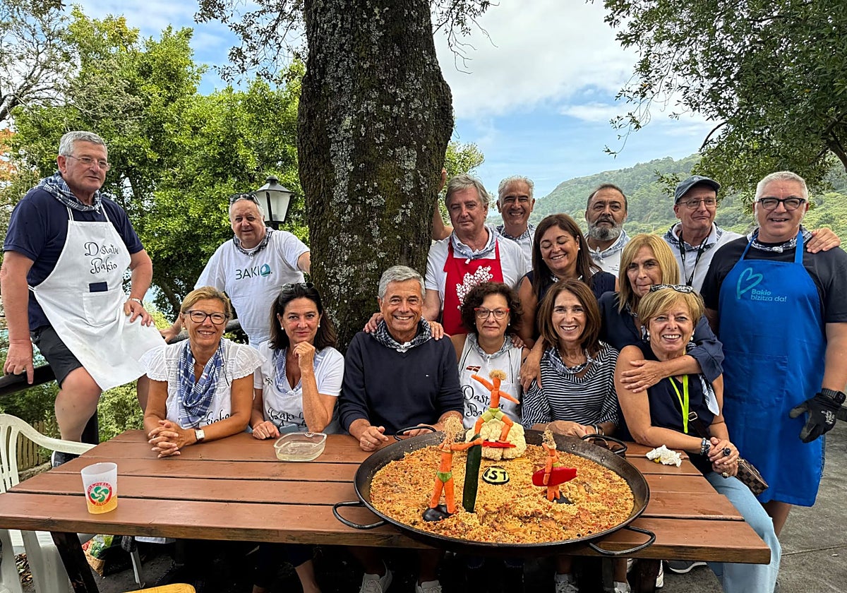 Bakio despide el verano con paellas