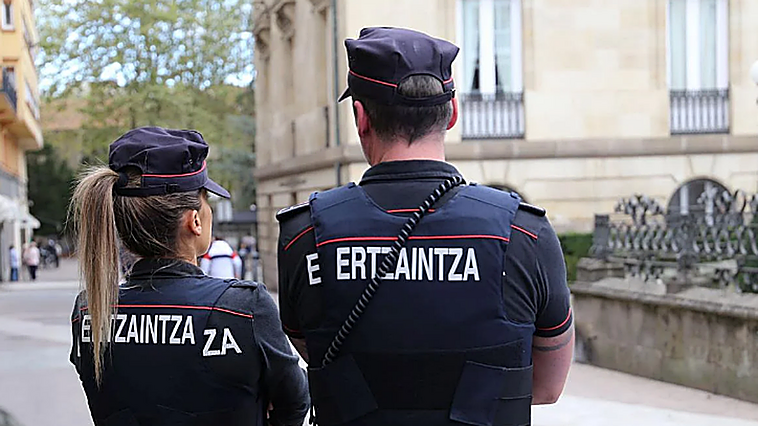 Detenido por agredir con un cúter a un hombre con el que dormía en una fábrica abandonada en Zaratamo