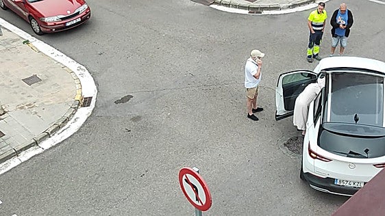 Vecinos de El Crucero en Miranda piden mejoras viales tras 2 accidentes en la misma calle