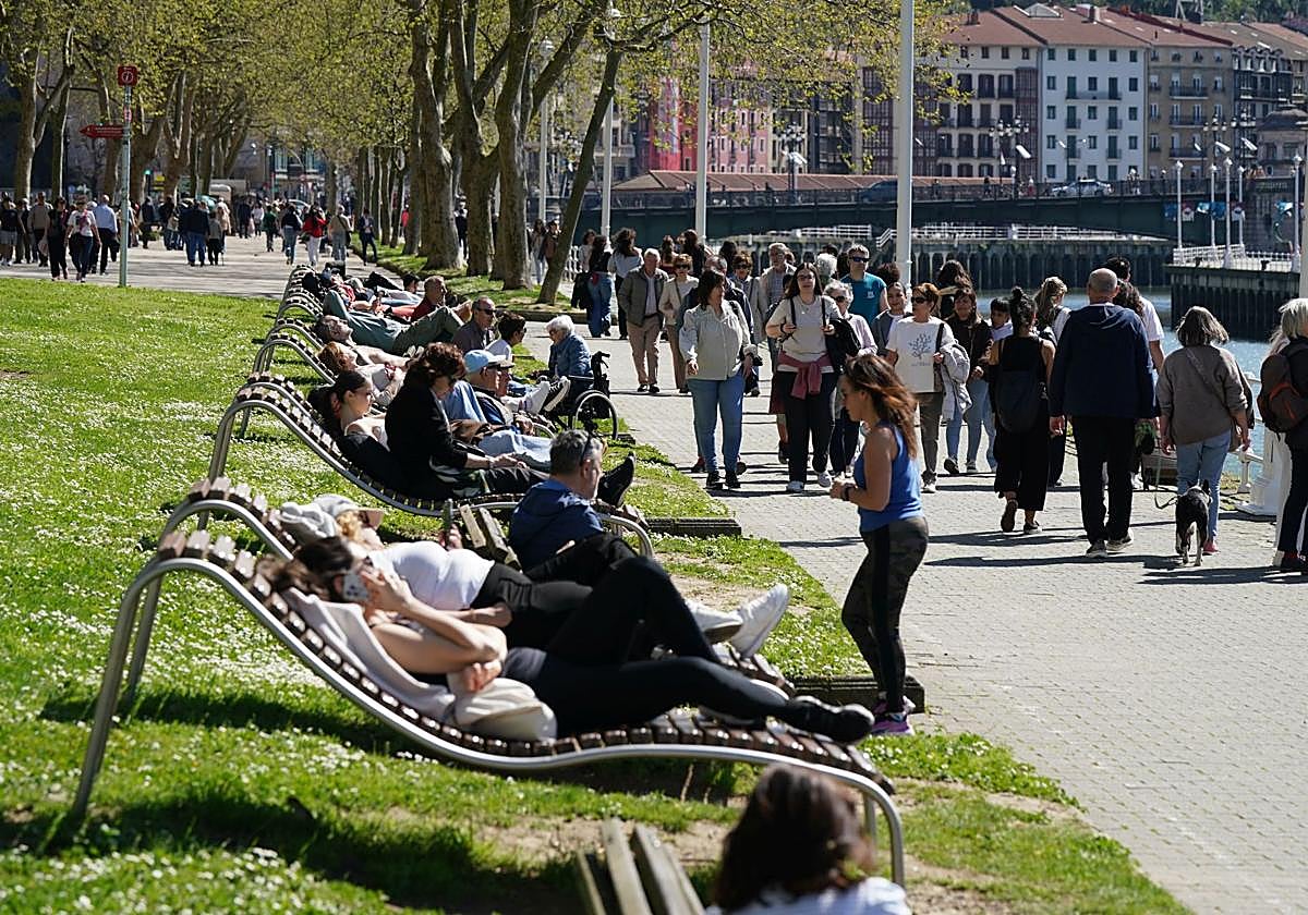 Nuevo giro del tiempo en Bizkaia: la Aemet anuncia varios días veraniegos