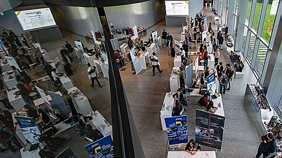 «Buscamos talento joven, con ganas de aprender y de trabajar en equipo»