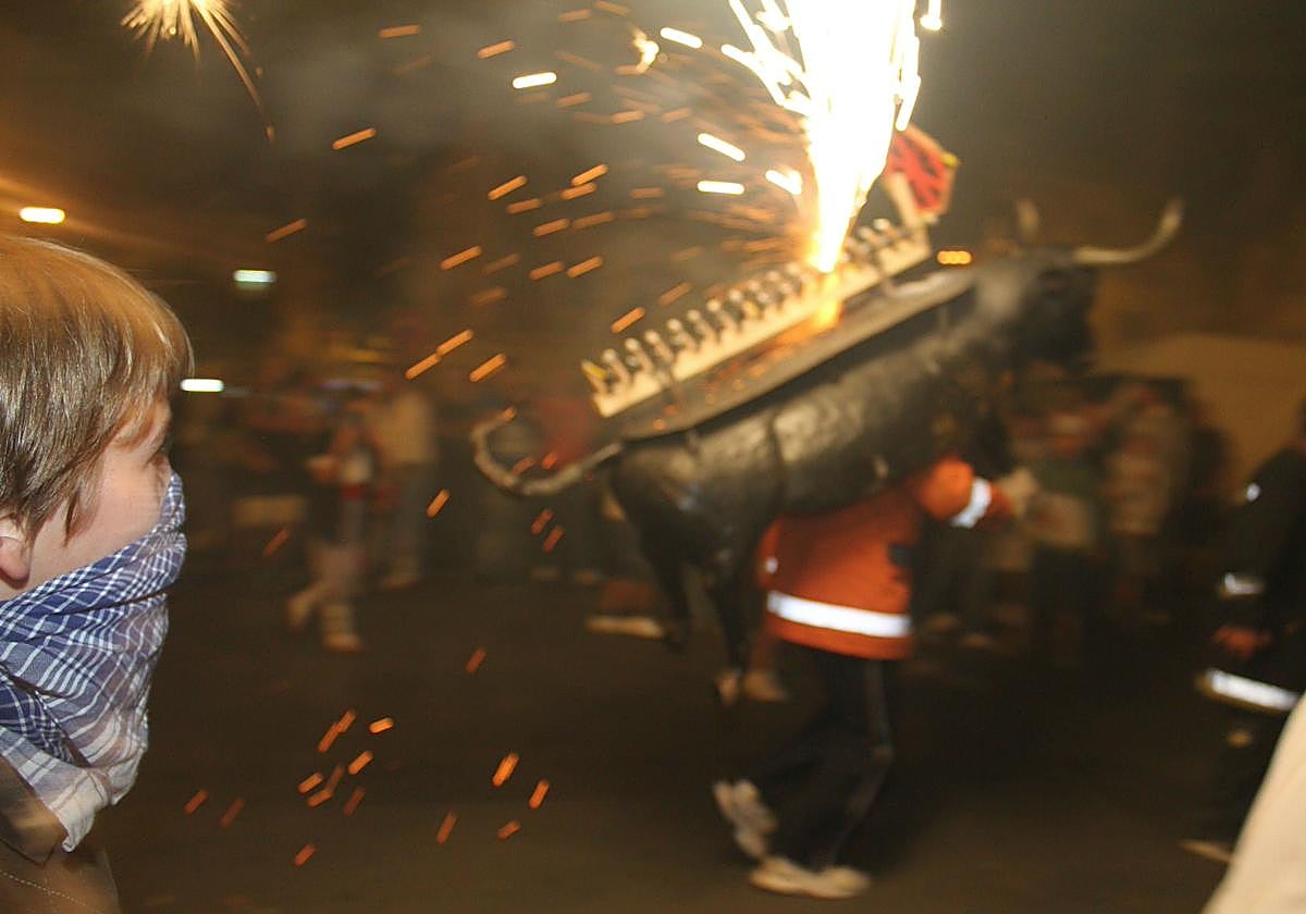 Reclama 87.500 euros a Durango tras sufrir daños oculares graves en un toro de fuego hace dos años