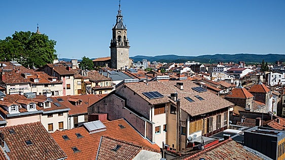 Pacto PSE-PNV y PP para reactivar el Casco Viejo de Vitoria tras 15 meses de bloqueo