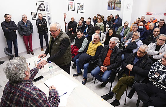 La plantilla de Rottneros cobra parte de su deuda y espera otro ingreso si llega Reolum a Miranda