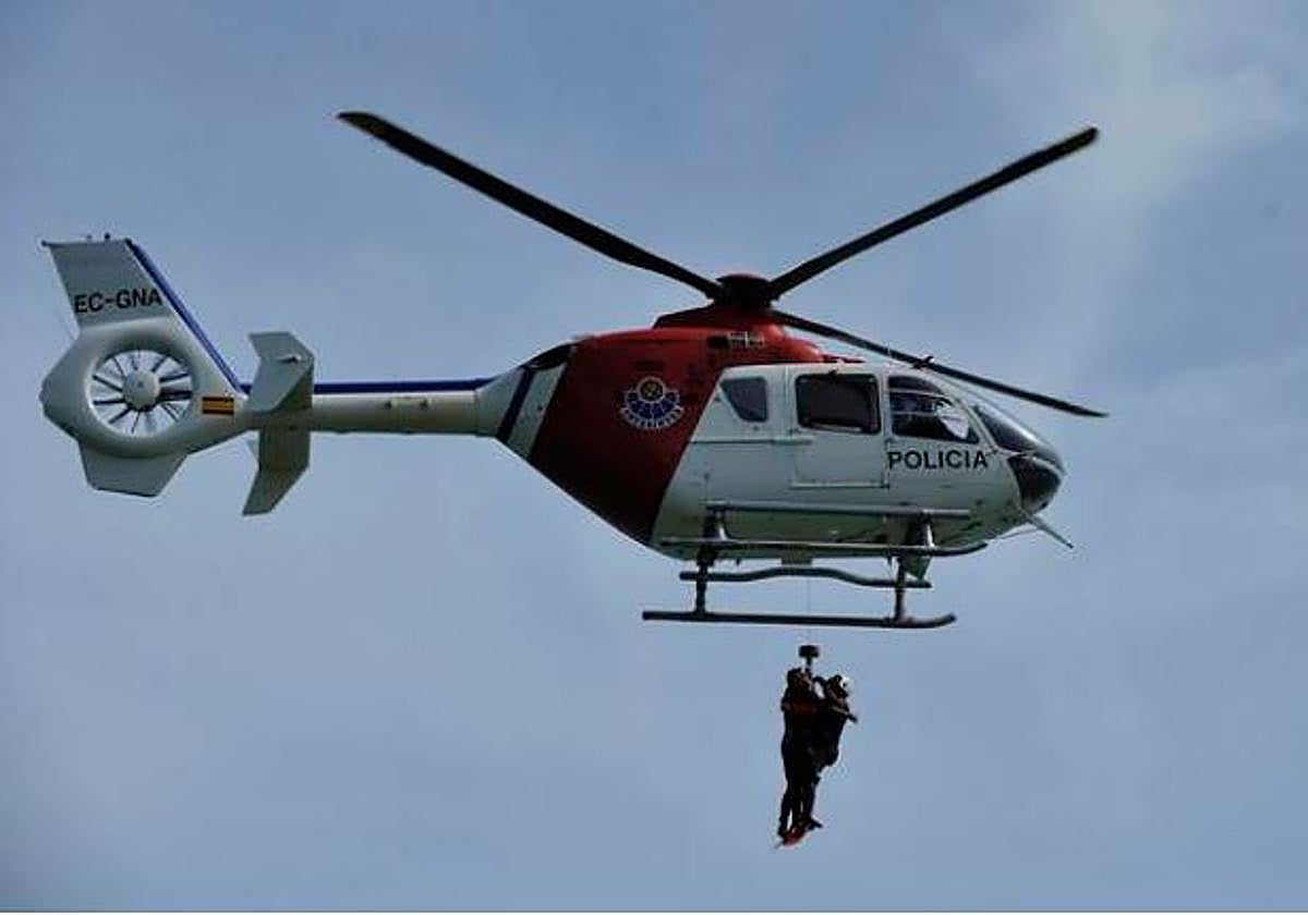 Evacuada en helicóptero una joven de 19 años que perdió el conocimiento tras caerse mientras hacía una ruta de montaña en Galdames