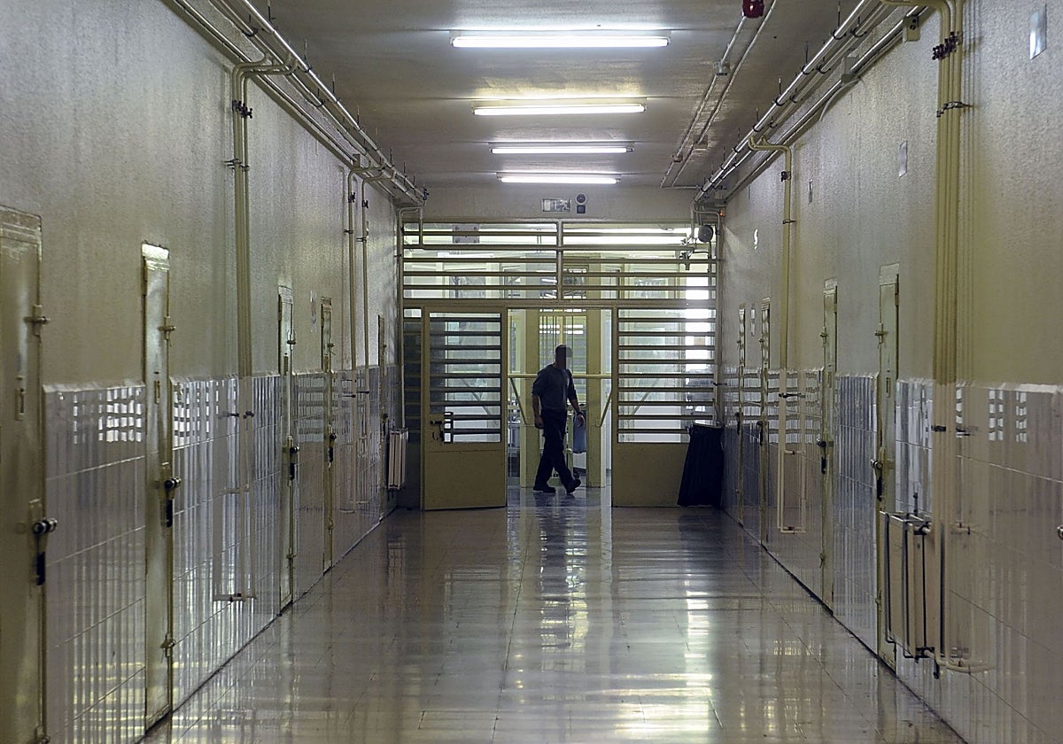Cinco años y medio de prisión para un ladrón identificado tras perder un estuche escolar