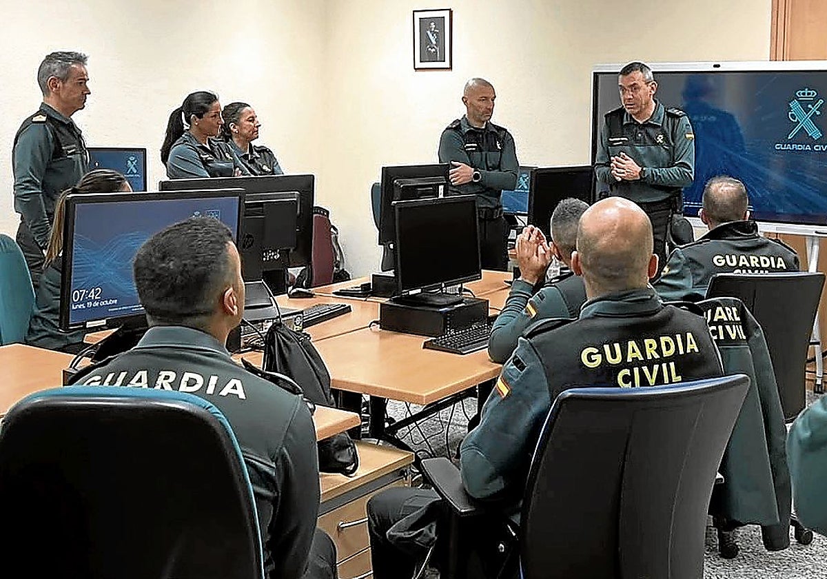 El ciberpuesto de Barakaldo se abre con una estafa y un caso de sextorsión