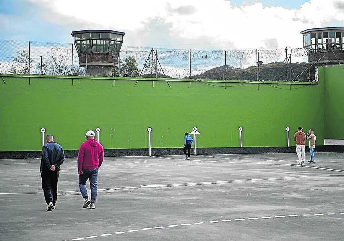 Se libra en Bizkaia de ir a prisión porque no se le apercibió de las consecuencias de reincidir