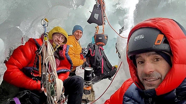 Los hermanos Pou abren en Perú 'Bonus track', su vía más dura de alpinismo