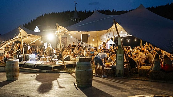 Mahasti Artean, la fiesta del txakoli