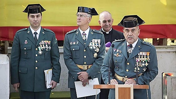De Bilbao y exjefe de la Comandancia de Bizkaia: así es el teniente general de la Guardia Civil denunciado por presionar a un alto mando para que boicotease a Ayuso