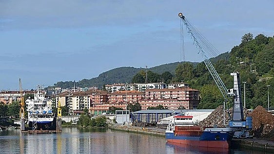 El Gobierno zanja la opción de desclasificar el puerto de Pasaia y el PNV negocia «más autonomía»