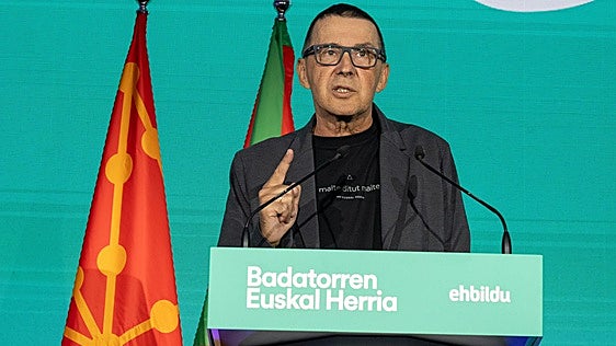 Otegi sitúa al PNV como «una complicación» en el bloque de apoyo a Sánchez