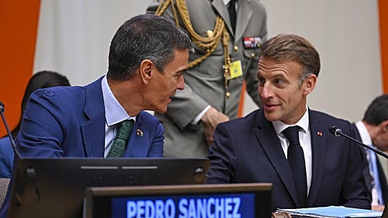 Sánchez exige explicaciones a Rabat tras 50 días en plena alerta por un nuevo salto masivo en Ceuta