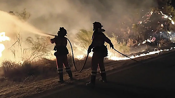 La Junta de Andalucía recibe más de 500 llamadas de personas «ilocalizadas» en el incendio de Los Gallardos
