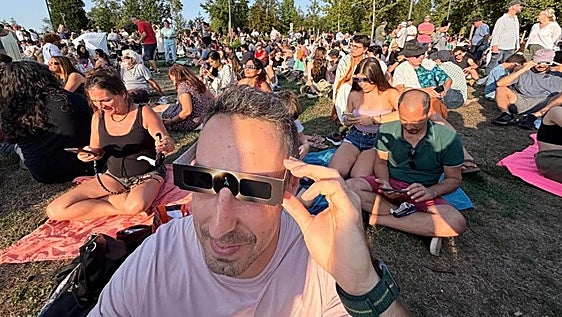 El eclipse deja 31 atendidos en Bizkaia por problemas oculares, todos leves