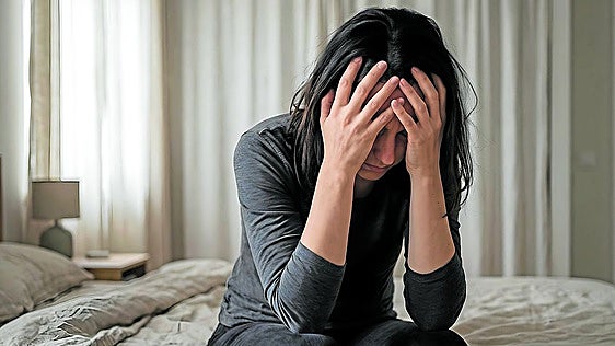 «A veces paso 3 días a oscuras en la cama, esperando que cese la migraña»