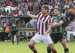 Fernando Llorente, durante un encuentro de pretemporada. / EFE