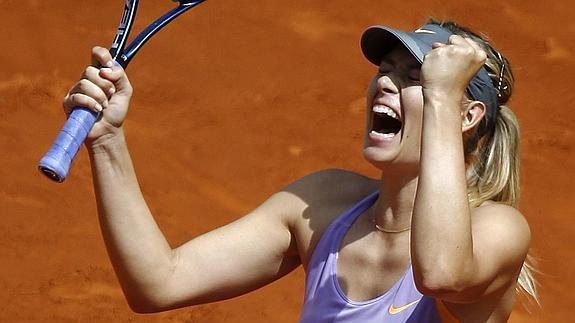 Sharapova celebra su triunfo en Madrid. 