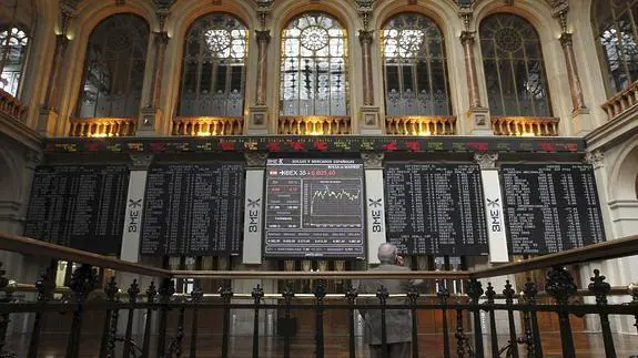 Interior de la Bolsa de Madrid. 