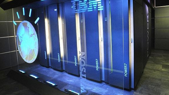 Foto de archivo del computador de IBM. 