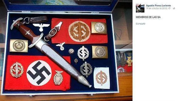 Objetos de la colección de objetos de simbología nazi de Agustín Pérez. 