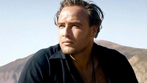 Marlon Brando, en una escena de 'El rostro impenetrable'.