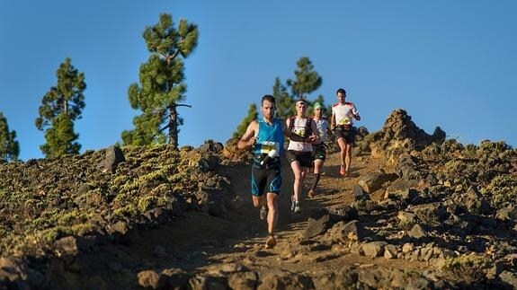 Participantes de la Transvulcania. / Cedida por: Patronato de Turismo de La Palma.