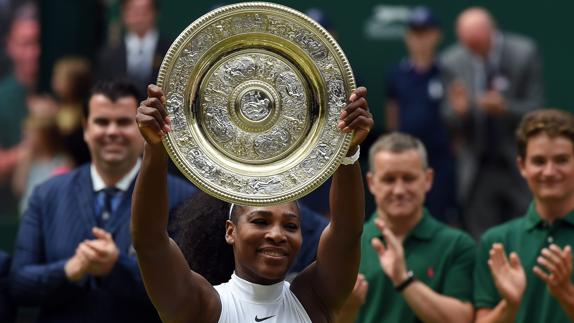 Serena levanta el título. 