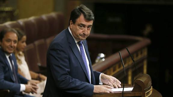 Aitor Esteban representa «al típico inversor de clase media».