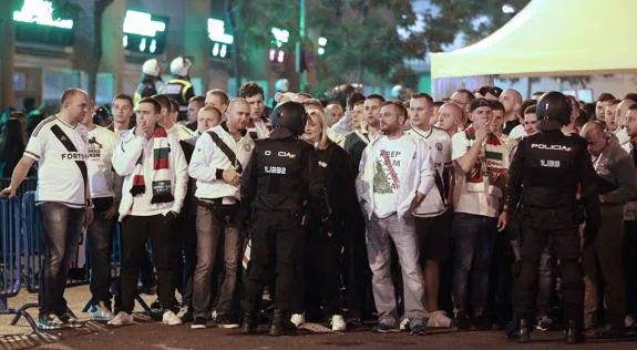 Los ultras del Legia, en su visita a Madrid. 