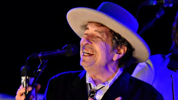 Bob Dylan, durante una actuación.