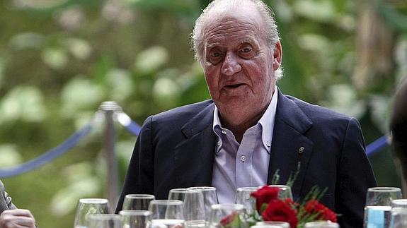 El Rey, en un restaurante en una foto tomada recientemente .