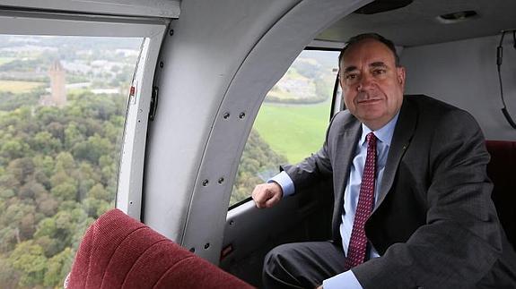 Salmond, durante un vuelo este martes. 