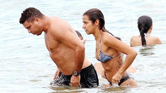 Ronaldo y su novia.