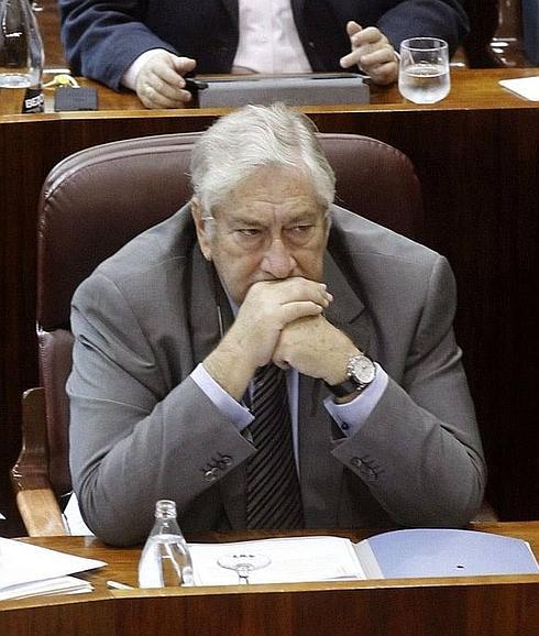 Javier Rodríguez durante en pleno de la Asamblea de Madrid celebrado ayer.