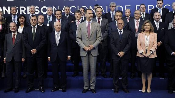 -Clausura del congreso de directivos junto a Felipe VI. 