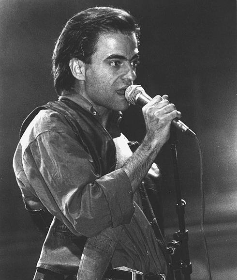 Enrique Urquijo acabó convertido en una de las principales leyendas de la Movida.