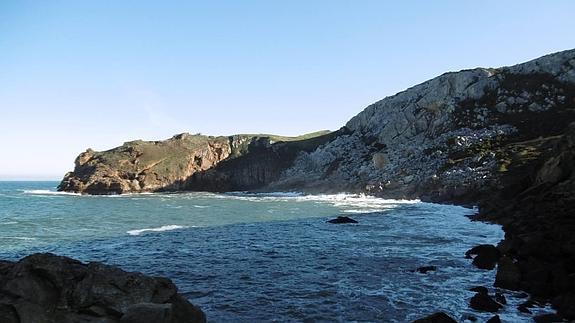 Ensenada de Puerto Calderón. 