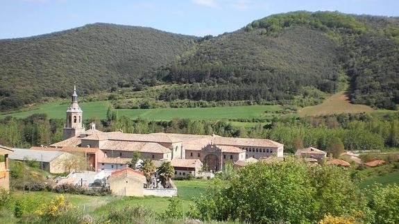 San Millán de la Cogolla desde la subida a Suso. 