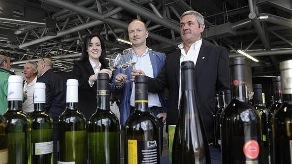 Txakoli Eguna ospatu zen atzo Euskalduna jauregian.